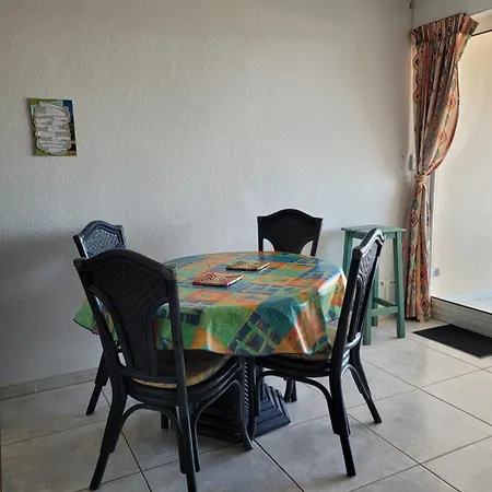 80 M2, T 3 Vue Imprenable Face A La Apartment *