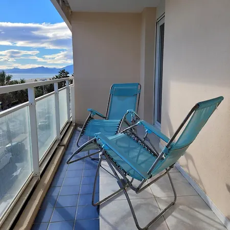 Διαμέρισμα 80 M2, T 3 Vue Imprenable Face A La