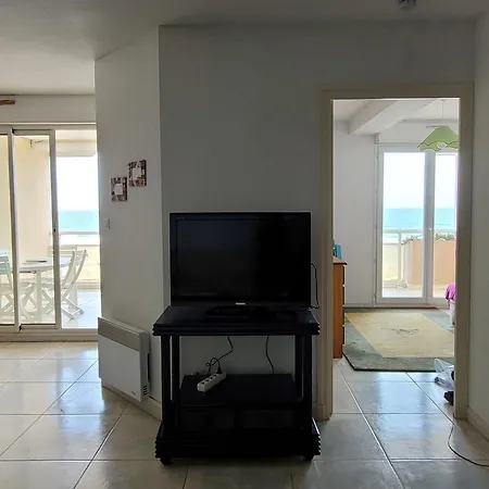 80 M2, T 3 Vue Imprenable Face A La Διαμέρισμα *