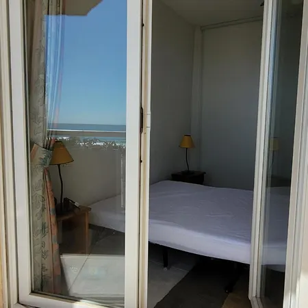 Διαμέρισμα 80 M2, T 3 Vue Imprenable Face A La *